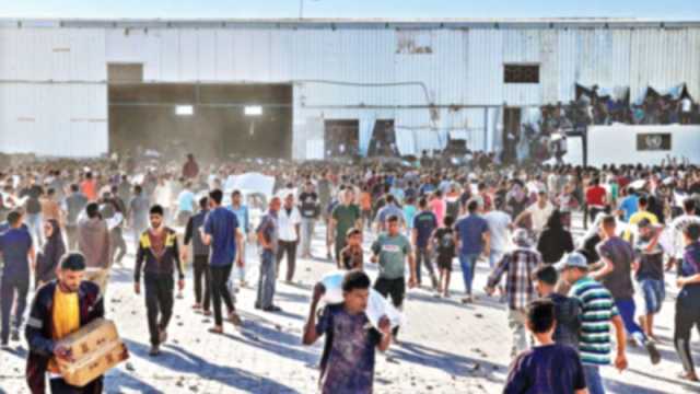 গাজায় ত্রাণের জন্য হাহাকার ক্ষুধার্তদের ওপর গুলি