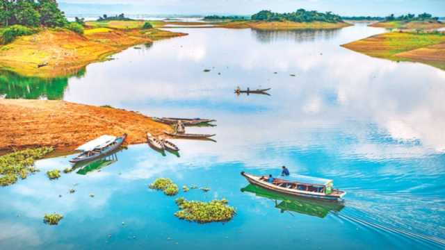 এক দিনের ঘোরাঘুরিতে কাপ্তাই