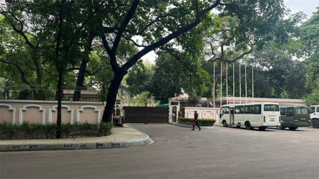 প্রধান উপদেষ্টার সঙ্গে বৈঠক করতে যমুনায় বিভিন্ন দলের নেতারা