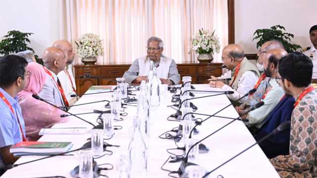 উপহার দিয়ে চিকিৎসকদের প্রভাবিত করা নিষিদ্ধের সুপারিশ