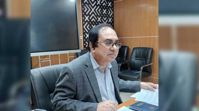 প্রধান উপদেষ্টা দেশে ফিরলে সচিবালয়ের সংকট নিরসনে সিদ্ধান্ত