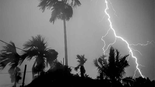 ১০ জেলায় দুপুরের মধ্যে ঝড়ের আভাস