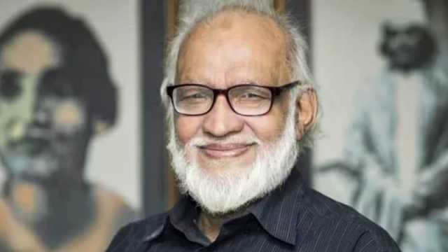 মা-বাবার কবরে চিরনিদ্রায় শায়িত মুস্তাফা জামান আব্বাসী