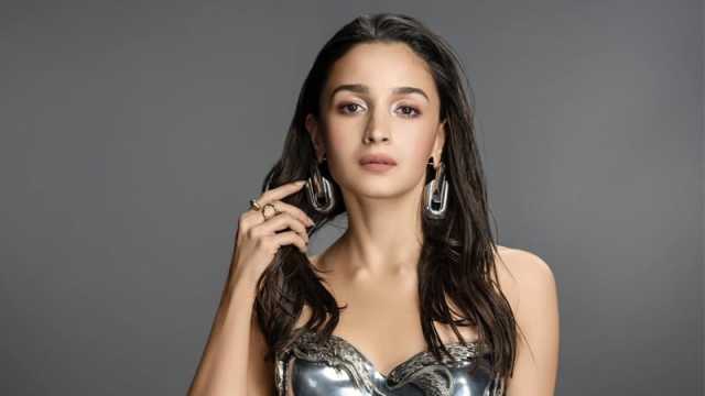দেশের উত্তপ্ত পরিস্থিতিতে শান্তির বার্তা ছড়াতে আলিয়ার উদ্যোগ