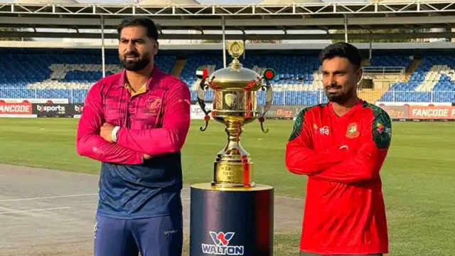 টস হেরে ব্যাটিংয়ে বাংলাদেশ 