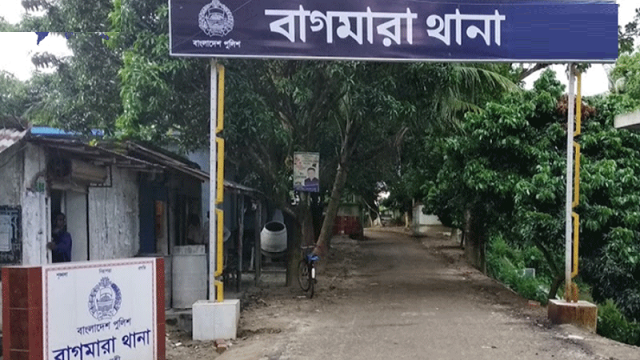 ধর্ষণচেষ্টাকারী যুবকের বিশেষ অঙ্গ কেটে দিলেন চাচাত বোন
