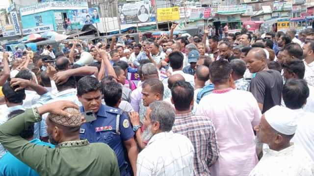 গৌরনদীতে বিএনপির গণঅবস্থান কর্মসূচি পালিত