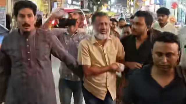 বগুড়া হোমিওপ্যাথিক কলেজের ভারপ্রাপ্ত অধ্যক্ষকে মারধর করে পুলিশে দিলেন এনসিপির নেতাকর্মীরা