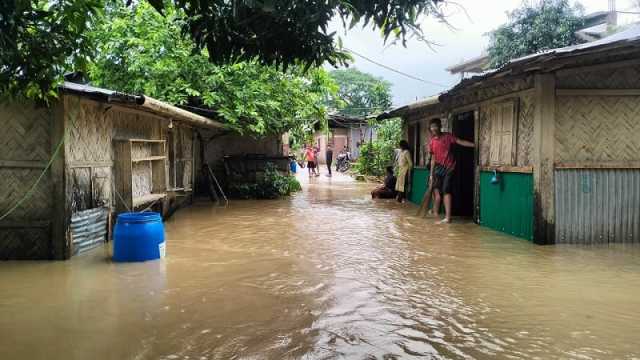 বান্দরবানে পাহাড় ধসে রুমার সঙ্গে সড়ক যোগাযোগ বিচ্ছিন্ন