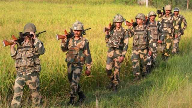 এবার পাটগ্রাম সীমান্ত থেকে ২ বাংলাদেশিকে ধরে নিয়ে গেল বিএসএফ