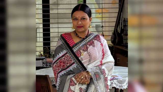 নির্মাতা চয়নিকা চৌধুরীর বিরুদ্ধে গ্রেপ্তারি পরোয়ানা