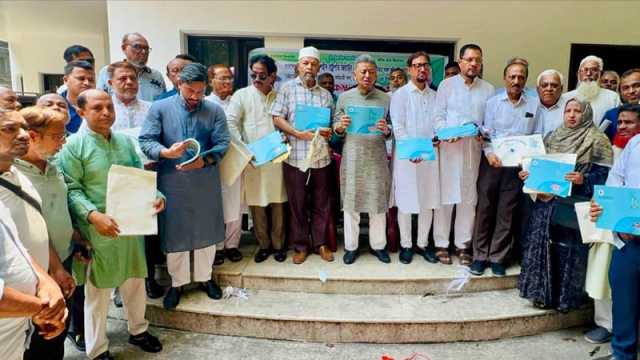 জিয়াউর রহমানের ঘোষণা স্বাধীনতা যুদ্ধকে ত্বরান্বিত করেছিল: আমীর খসরু