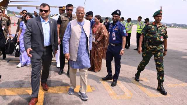 প্রধান উপদেষ্টার দায়িত্ব গ্রহণের পর প্রথমবার চট্টগ্রামে ড. ইউনূস
