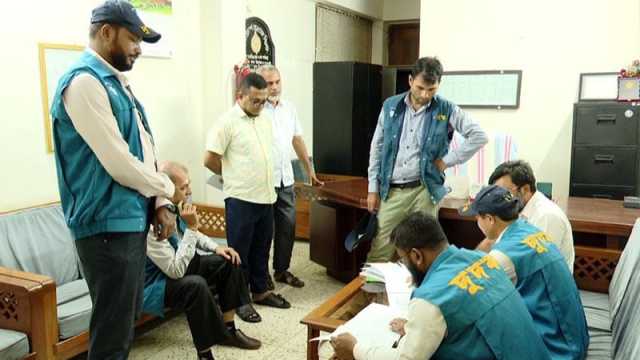 ট্রেনের টিকিট কালোবাজারি চলছেই: ৮ স্টেশনে দুদকের অভিযান