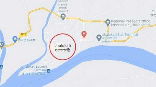 রাজাপুরে বসতঘর আগুন দিয়ে পুড়িয়ে দিল দুর্বৃত্তরা