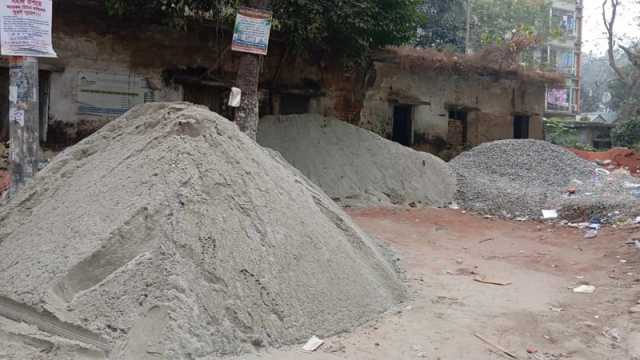 কৃষি বিভাগের পিপি গুদাম পরিত্যক্ত, জায়গা দখল