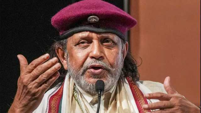 বাড়ি নিয়ে আইনি জটিলতায় মিঠুন চক্রবর্তী