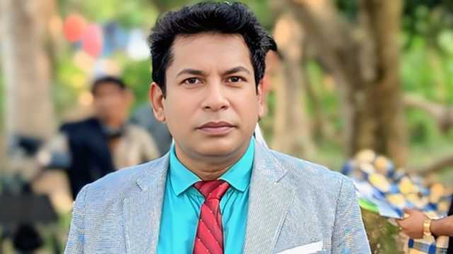 মোশাররফ করিম এবার ‘ফিটফাট বাবু’