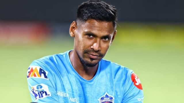 আইপিএলের জন্য এখনও ছাড়পত্র চাননি মুস্তাফিজ