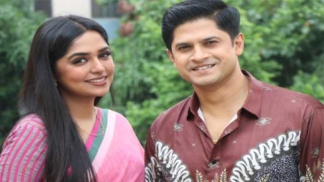  ঈদে ‘কোটিপতি’ নিলয়, সঙ্গে হিমি