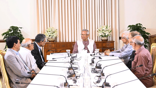 রাজনৈতিক দলগুলোর সঙ্গে ঐকমত্য কমিশনের দ্বিতীয় দফা আলোচনা শুরু জুনের প্রথম সপ্তাহে
