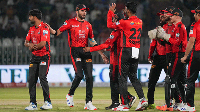 পিএসএল কেন আমিরাতে হচ্ছে না