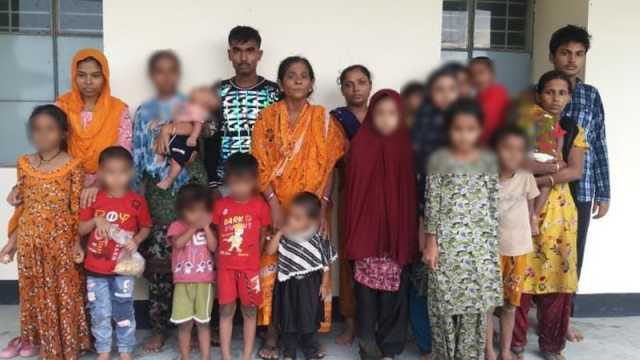 পঞ্চগড়ে নারী-শিশুসহ ২১ জনকে পুশইন