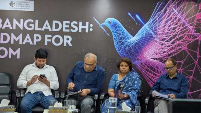 এখনো সাংবাদিকদের বিরুদ্ধে হত্যা মামলা হচ্ছে, এটা গ্রহণযোগ্য নয়: কামাল আহমেদ
