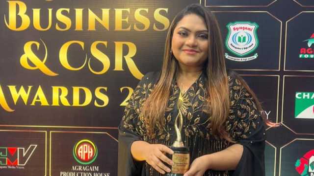 গ্লোবাল মিডিয়া অ্যাওয়ার্ড পেলেন সংগীতশিল্পী সাবরিনা সাবা
