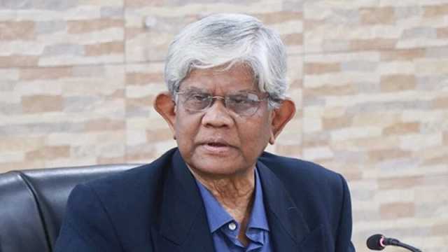 অর্থ উপদেষ্টার আশ্বাসে ফিরে গেলেন কর্মকর্তা-কর্মচারীরা
