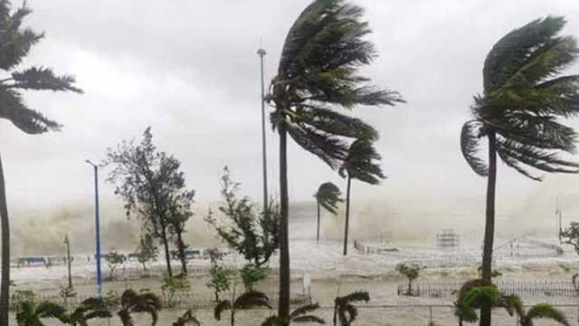 তিন জেলায় ঝড়ের পূর্বাভাস, ১৩ জেলায় থাকবে গরম  
