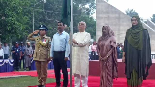 ভুয়া মুক্তিযোদ্ধা নিয়ে সত্যিকারের মুক্তিযোদ্ধারা বিব্রত: মুক্তিযুদ্ধবিষয়ক উপদেষ্টা 