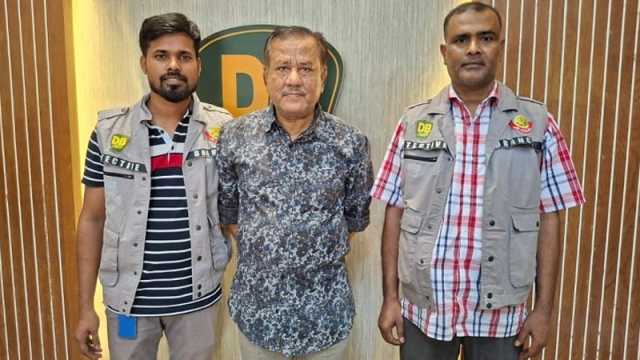 মিরপুর ১২ নম্বর ওয়ার্ডের সাবেক কাউন্সিলর মুরাদ হোসেন গ্রেপ্তার 