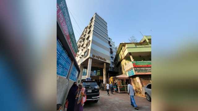 কুমিল্লায় রোগীকে ‘ভুল ইনজেকশন’: হাসপাতালের কনসালটেশন বিভাগের কার্যক্রম স্থগিতের নির্দেশ 