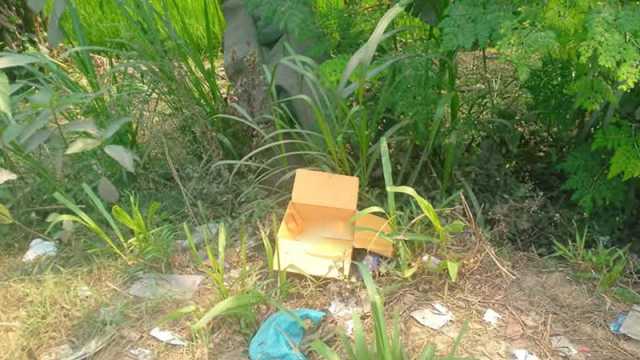 ওষুধের কার্টনে মিলল নবজাতকের মরদেহ