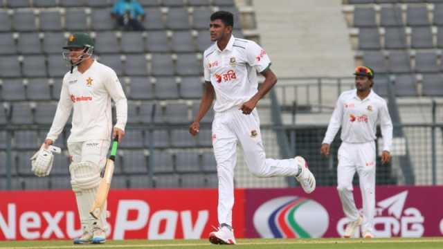 রিভিউ নিয়ে আরভিনকে ফেরালেন নাহিদ