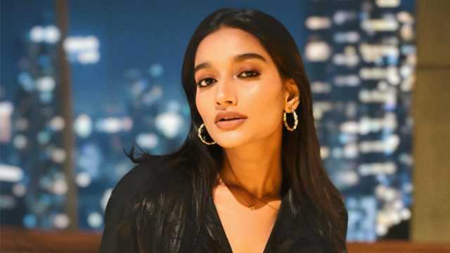 ক্যান্সার আক্রান্ত বাবাকে বিদেশে নিতে না পেরে যা বললেন অভিনেত্রী