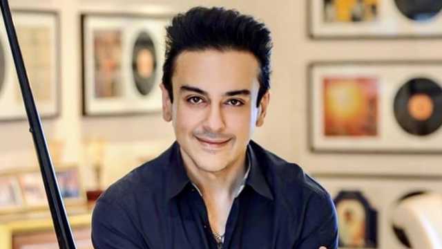 পাকিস্তানের সাবেক মন্ত্রীর কথায় চটেছেন আদনান সামি