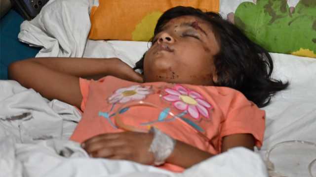 আরাধ্যের শারীরিক অবস্থা উন্নতির দিকে, আজ পায়ে অস্ত্রোপচার