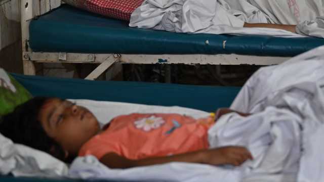 মা-বাবা বেঁচে নেই এখনও জানে না আরাধ্যা 