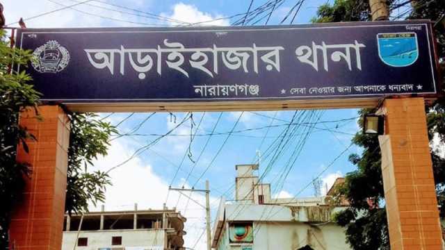 থানার ওসির ‘ঘুষ’ নেওয়ার ভিডিও ভাইরাল