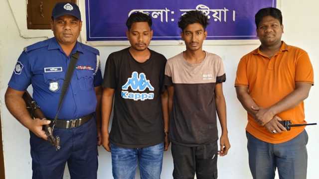 নারীর গোসলের ভিডিও ধারণ করে চাঁদা দাবি, দুই যুবক গ্রেপ্তার