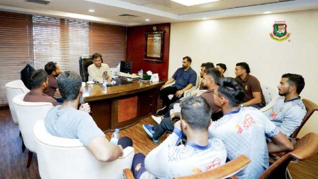 ক্রিকেটারদের সঙ্গে বৈঠকে বিসিবি সভাপতি