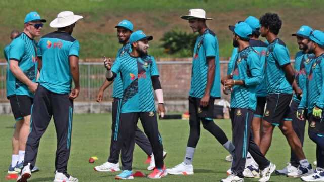 প্রিয় প্রতিপক্ষের সামনে বাংলাদেশ