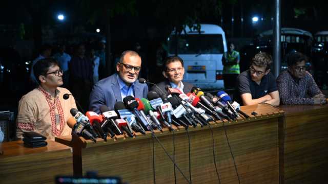 সমস্যা সমাধানে যুক্তরাষ্ট্রের সঙ্গে সরাসরি যুক্ত হবেন ড. ইউনূস
