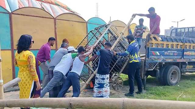 কুমিল্লার বাণিজ্য মেলার ভাল্লুক-বানর এখন সাফারি পার্কে