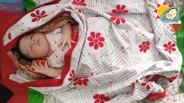 সন্তানকে আদর্শবান হিসেবে গড়ে তুলতে চান মা-বাবা