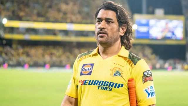 অবসর নিয়ে গুঞ্জনে যা বললেন ধোনি