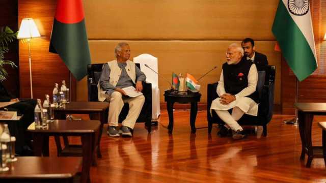 সীমান্তে হত্যা ঠেকানোর উপায় খুঁজতে নরেন্দ্র মোদিকে ড. ইউনূসের আহ্বান   