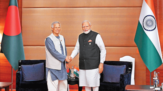 শেখ হাসিনাকে ফেরত চাইল ঢাকা, দিল্লি চুপ